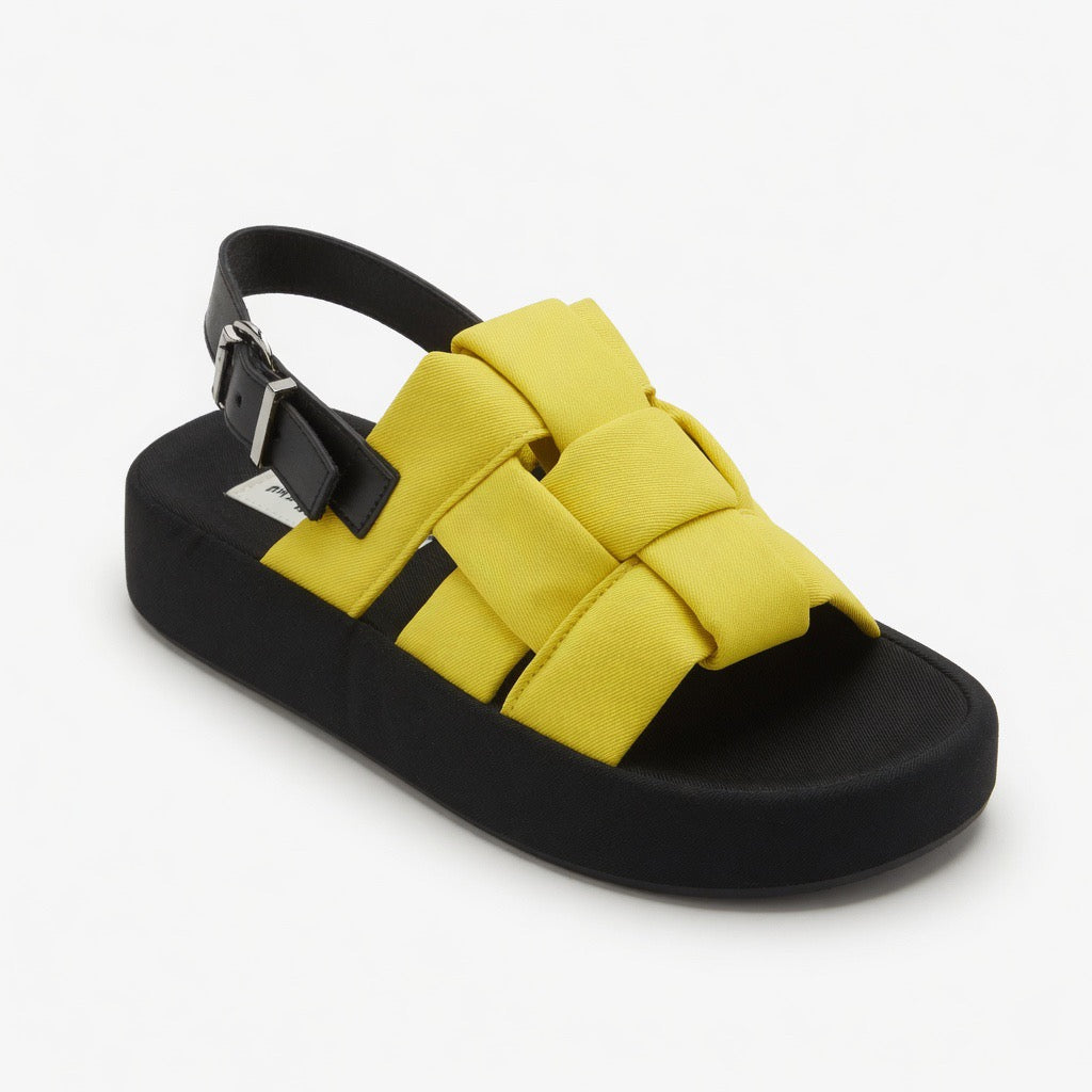 L-37 Vibe Strap Sandals