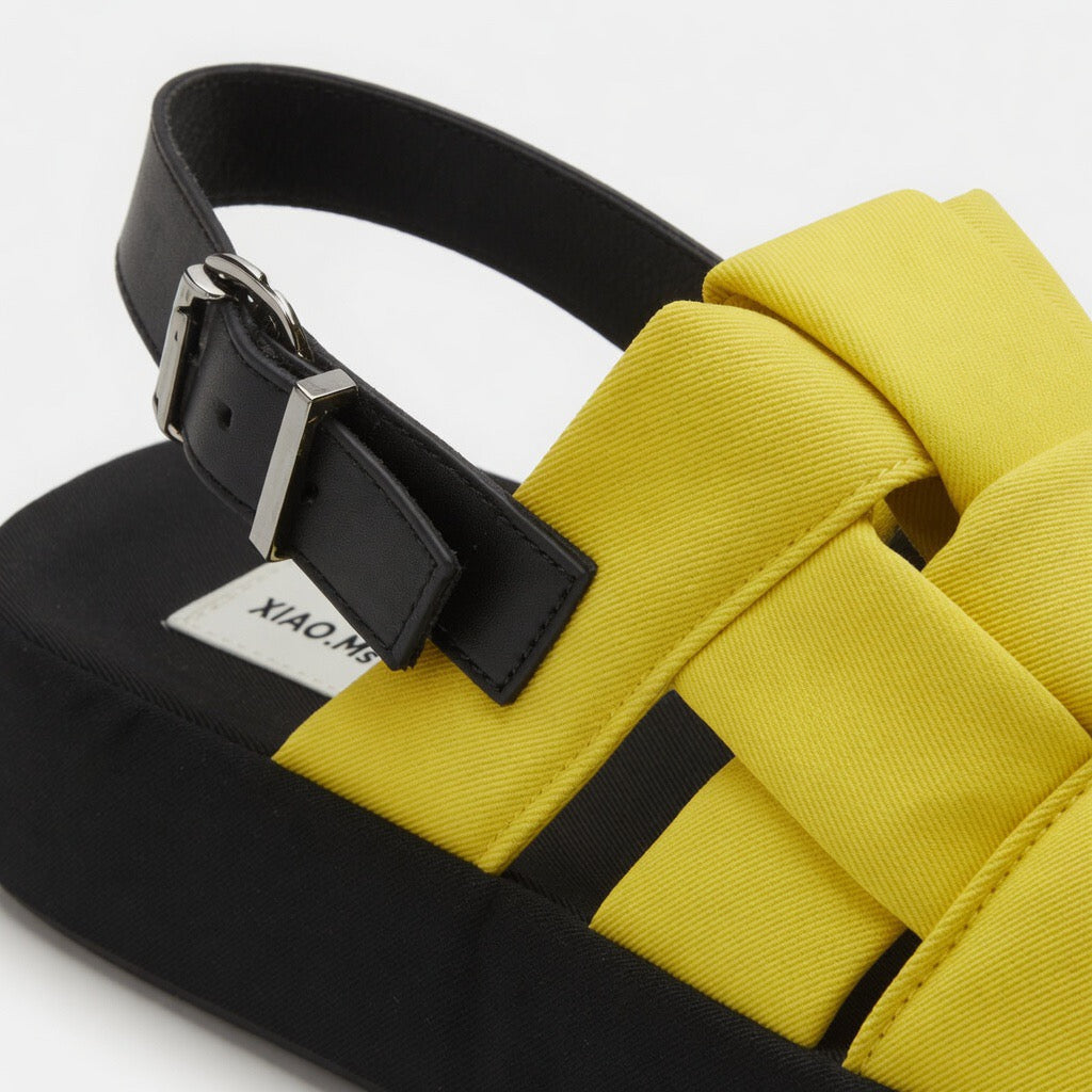 L-37 Vibe Strap Sandals