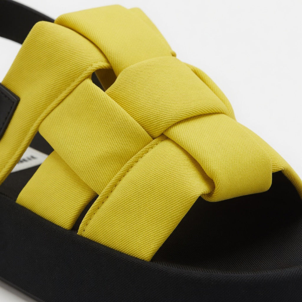 L-37 Vibe Strap Sandals