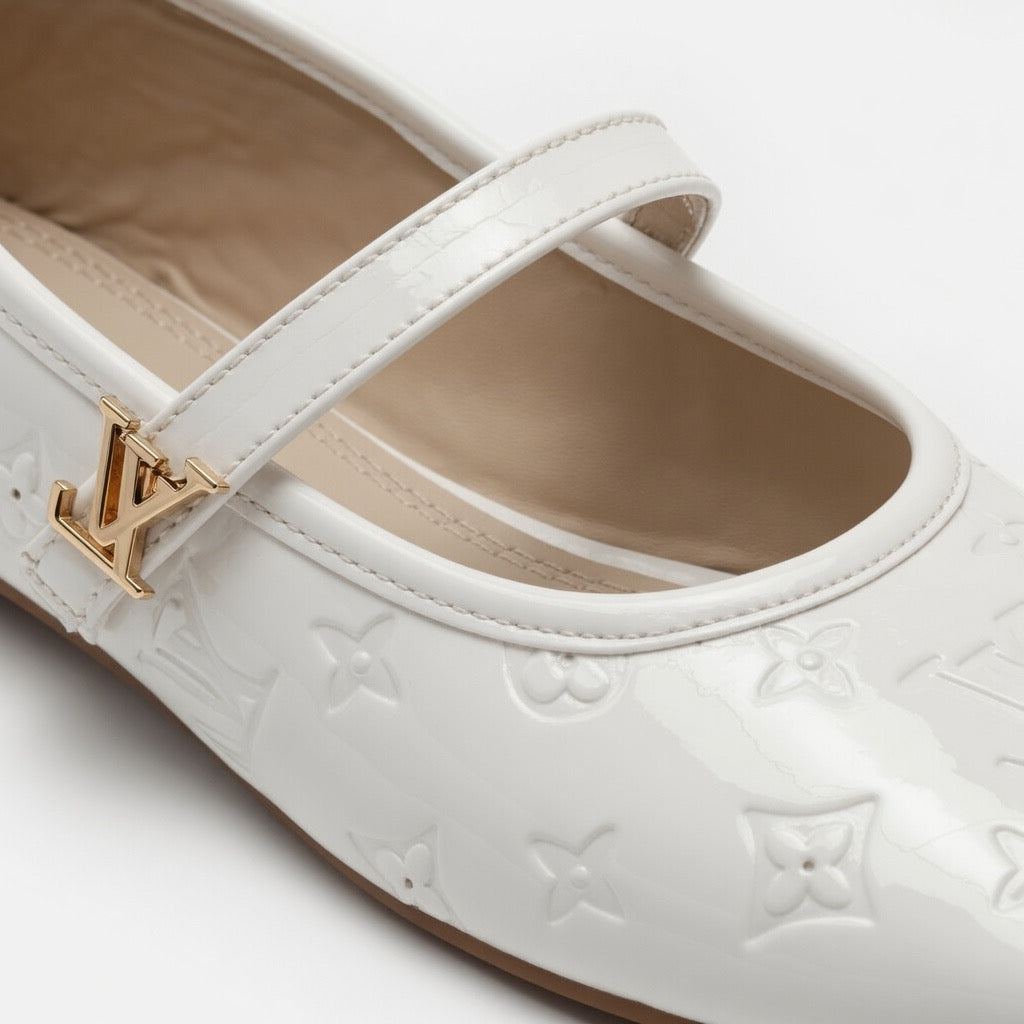 B-52 Iconic Touch Flat